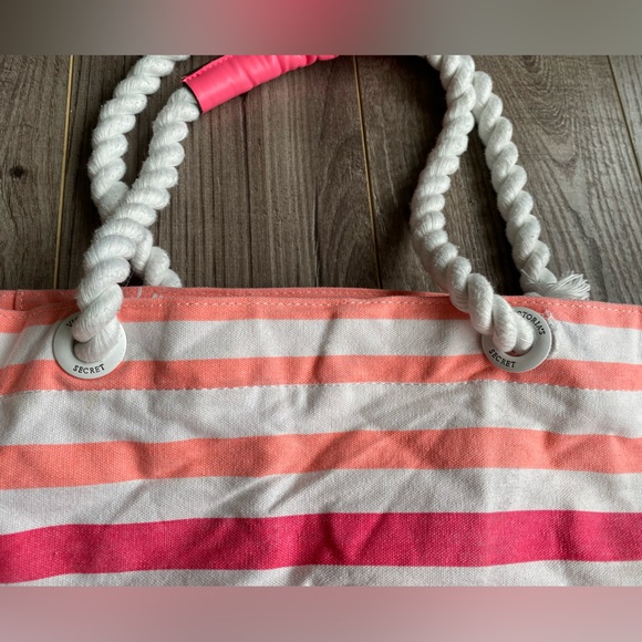 Victoria’s Secret pink, white and black beach bag tote - Picture 3 of 11